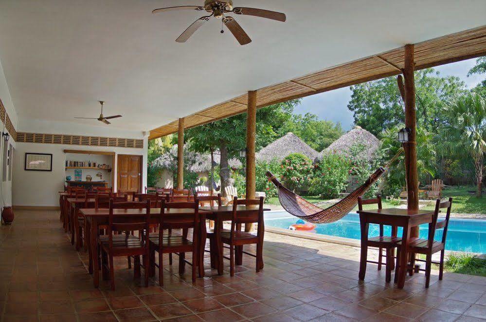 Hotel Mariposa Leon Exterior photo
